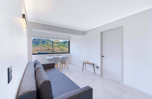 El Golf Apartment | Alto Vitacura II - AC & City Views