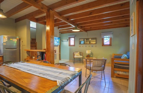 Lanin National Park House | Amancay" House I Spacious, Comfortable & Central I Ayres del Bosque Lodgings