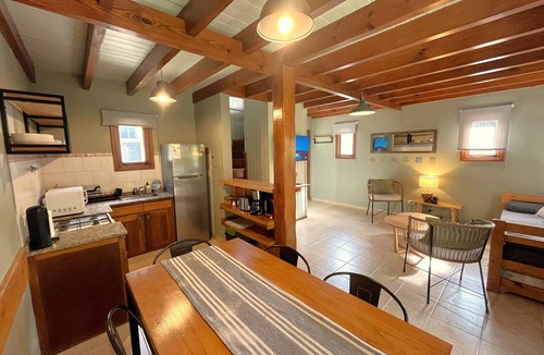 Lanin National Park House | Amancay" House I Spacious, Comfortable & Central I Ayres del Bosque Lodgings