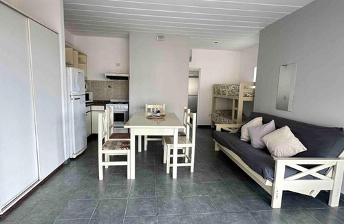 Ostende Apartment | Amerida - Departamentos para jovenes Frente al Mar - A 1 cuadra de la noche de Pinamar