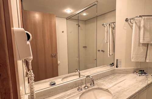 Brasilia Hotel | An Elegant Room Designed for Scenic Escapes | Alvorada Palace - 1.1 miles