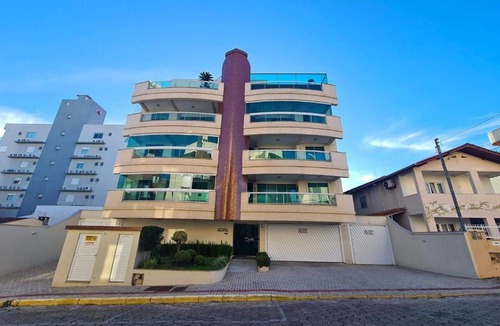 Bombas Apartment | Apartamento 120 metros do mar de Bombas