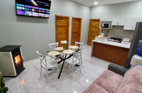 Pinto Apartment | Apartamento Familiar con Tinajas y Sauna.