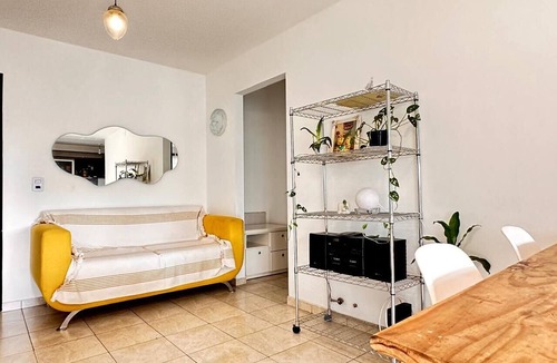 Nueva Cordoba Apartment | Apartment on Plaza España with a balcony