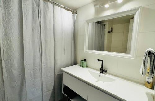 El Golf Apartment | Apartment Premium barrio el Golf - Costanera Center