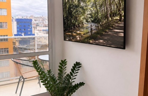 Amaralina Apartment | Apartment with Partial Sea View - Building with Sea View and Rooftop