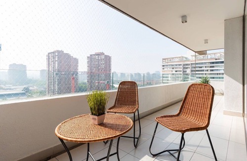 Apoquindo Apartment | Arauco Wood - 2BR, Parking, Wifi, Mall & Pool