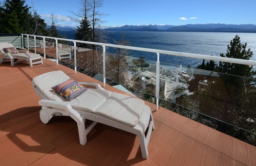 Belgrano Apartment | Bariloche. Wonderful 3 Bedrooms 2 Baths Apartment , Panoramic Views, Downtown