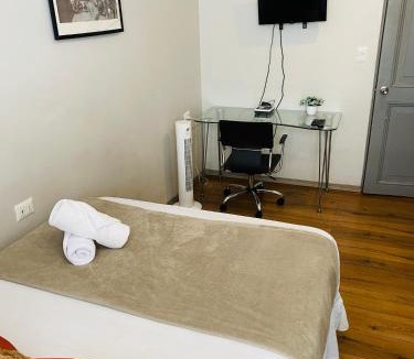 Bellas Artes Bed & Breakfast | BbCasita Blue