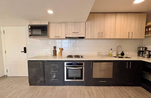 Vina del Mar Apartment | Beachfront Apartment w/Ocean Views & Free Parking