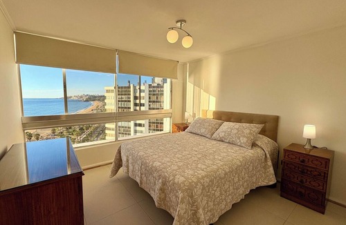 Vina del Mar Apartment | Beachfront Apartment - Home Office Views & Parking