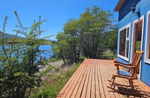 Coyhaique Cabin | Beachfront Cabin & Bathtub
