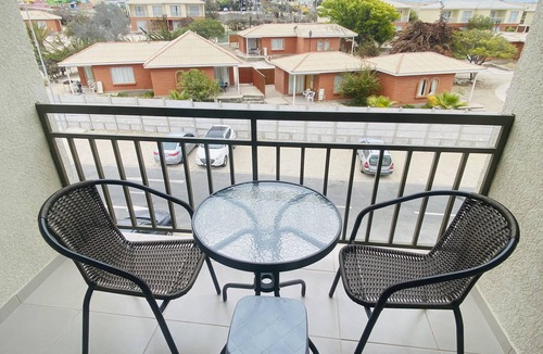 Caldera Apartment | Beautiful apartment in caldera near beach access
