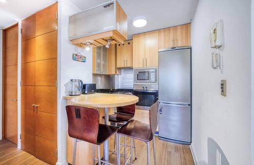 El Golf Apartment | Blue Pink Home - Wifi & Gym near Escuela Militar
