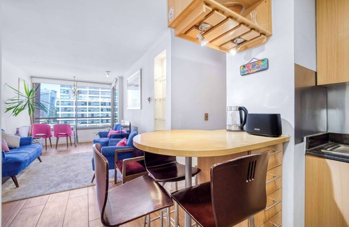 El Golf Apartment | Blue Pink Home - Wifi & Gym near Escuela Militar