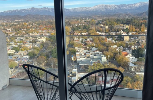 Mendoza City Center Apartment | Brand new apartment. Excellent location