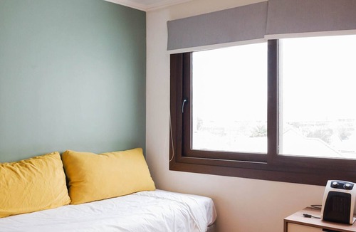Barrio Italia Apartment | Bright 1BR Apartment with Balcony in Providencia