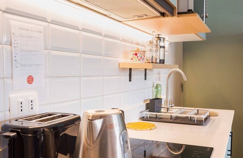 Barrio Italia Apartment | Bright 1BR Apartment with Balcony in Providencia