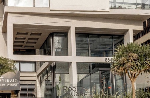 Mar del Plata Apartment | Bright apartment just steps from the ocean, with a pool and gym