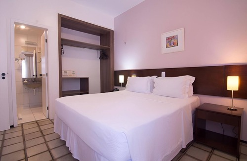 Mucuripe Hotel | Bright Room Near Mucuripe Beach & Handicraft Fair - with Outdoor Swimming Pool!