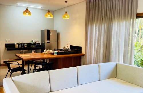 Itacare House | Bromeliad refuge home