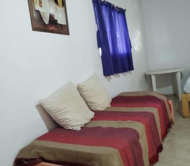 Cosquin Apartment | Cabaña Céntrica con Balcón Vista a las Sierras