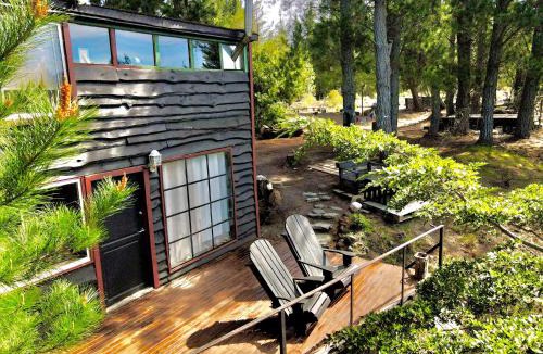 Melipeuco House | Cabaña con terraza vista al río
