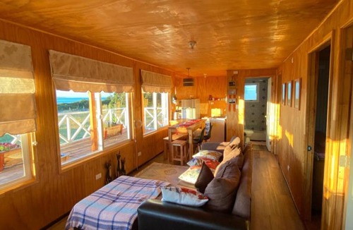 Lenca House | Cabaña con tinaja en La Poza Hualaihué