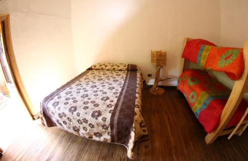 Pisco Elqui Hostel | Cabaña hostal Ema