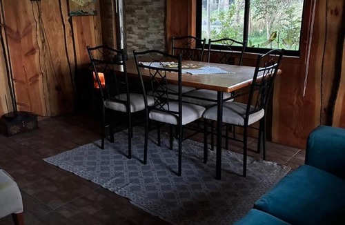 Pucon House | Cabaña Refugio Rustica