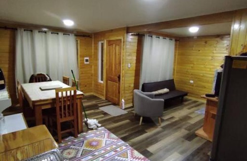 Hornopiren National Park House | Cabaña Volcán Hornopirén