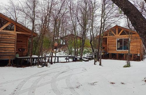 Pinto Ski Chalet | Cabañas Huilipan