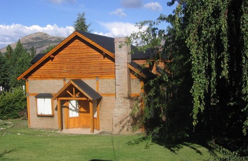Esquel Cabin | Cabañas Lorien