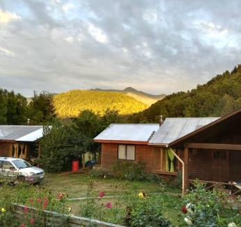 Caburgua House | Cabañas Newen-Zomo