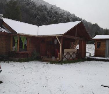 Caburgua House | Cabañas Newen-Zomo