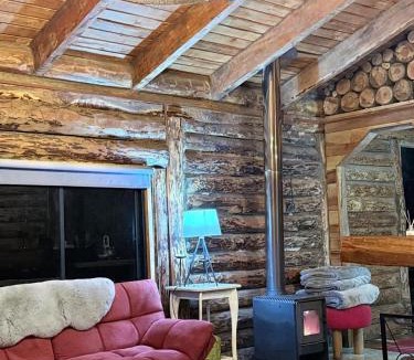Santa Barbara Ski Chalet | cabañas refugio quillaileo