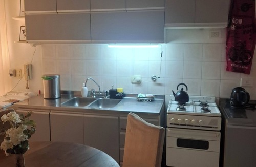 Rosario Apartment | CALI Quiet in the neighborhood of Pichincha close to Medicina and Terminal Bus.