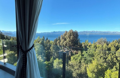 San Carlos de Bariloche Apartment | Calido depto con vista estilo Patagonico en Bariloche