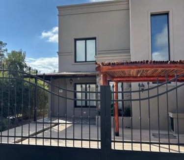 Salta House | Casa 2 cuartos Alquiler Amoblada Salta