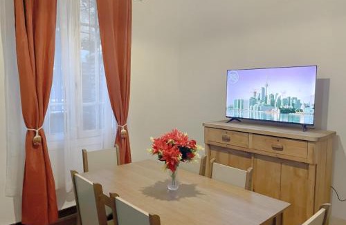 Nunoa Apartment | Casa 3 Habitaciones cercano a comercio y entretencion