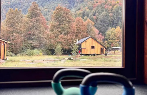 Curacautin Cabin | Casa Alaska, 5 km from Corralco, Hot Tub, Private Forest