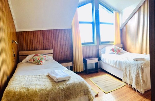 Puerto Montt Hostel | Casa Ankulenmo