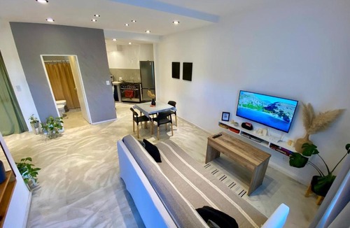 Las Colinas de Peralta Ramos House | Casa Bruna, Divina y recién Renovada en Mar del Plata proximo Mogotes, a las playas del sur y El Faro - Somos AlojamientosMDQ -
