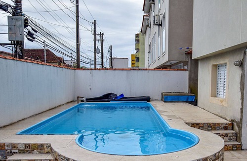 Jardim Praiano House | Casa c Piscina e Churrasq próx a Praia - Guarujá