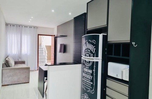 Vista Linda House | Casa com jacuzzi dentro de condomínio em Bertioga.