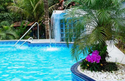 Guarutuba House | Casa com Piscina e Jacuzzi a 500m da Praia Guaratuba
