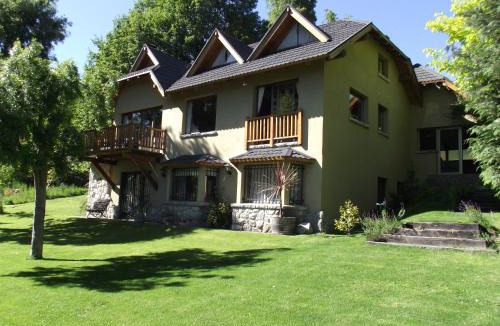 San Carlos de Bariloche House | Casa con vista al lago - para 10 pax.