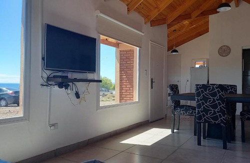 Los Antiguos House | Casa costanera Lago Buenos Aires, Los Antiguos