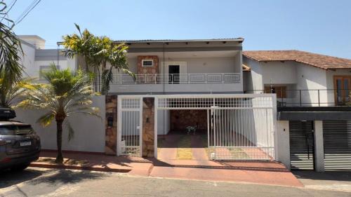 Setor Sul House | Casa da Rosa