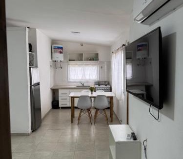 Necochea House | Casa de 2 dormitorios, zona parque